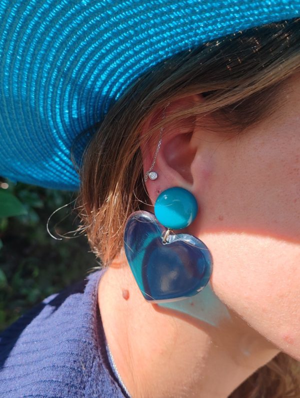BO clip Francine Bramli plaque coeur translucide bleue turquoise